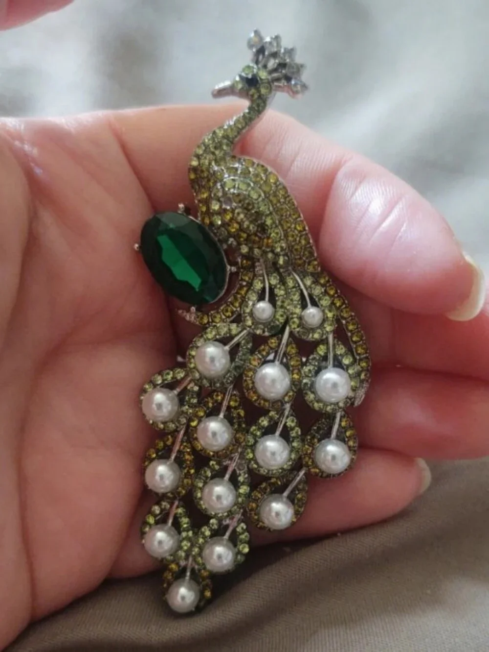 Green Peacock Faux Pearl Brooch